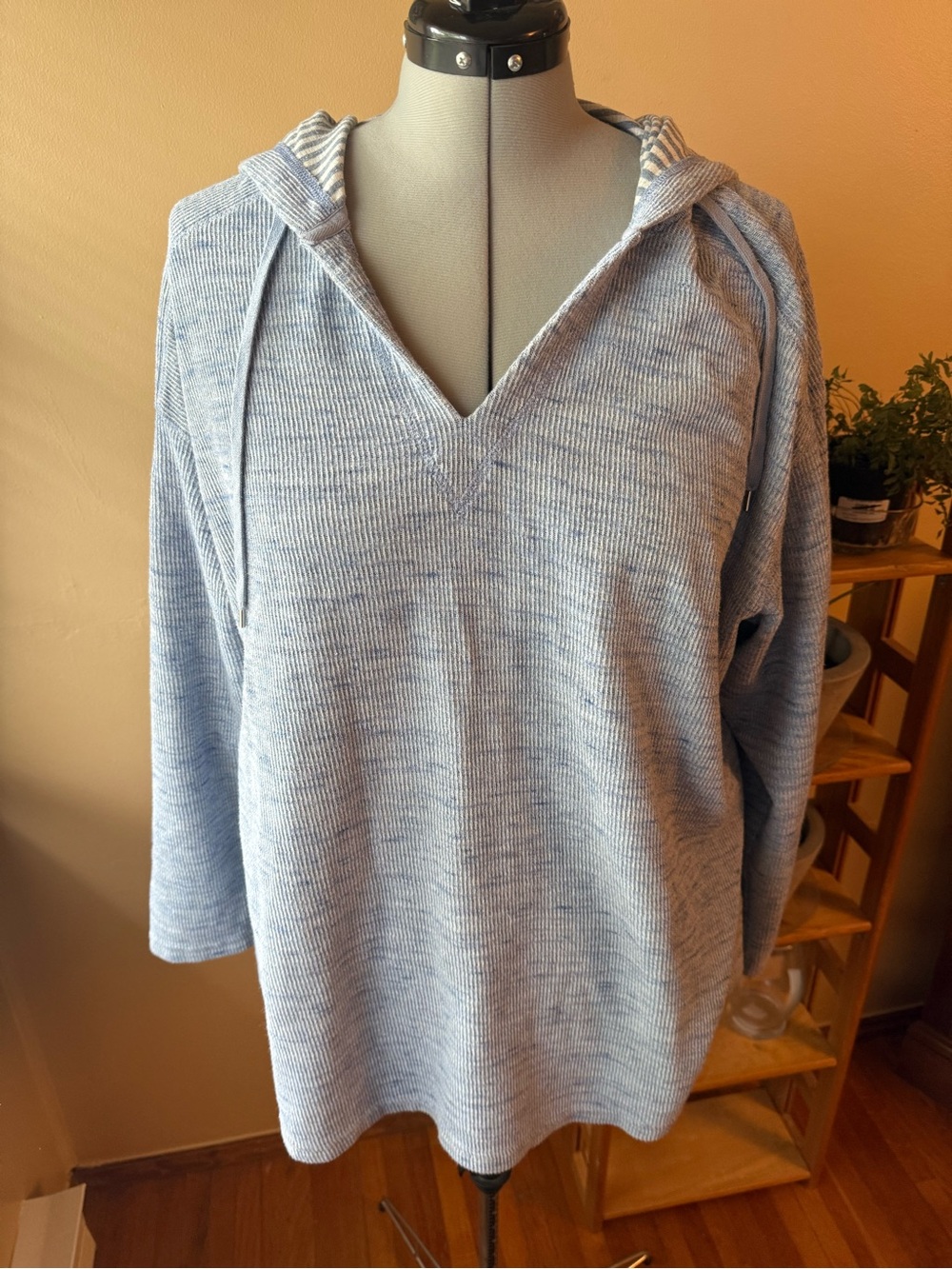 Women’s Plus size 2X Chaps Blue and White Striped Knit Hooded Pullover